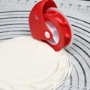 multifunctional pastry cutting wheel4